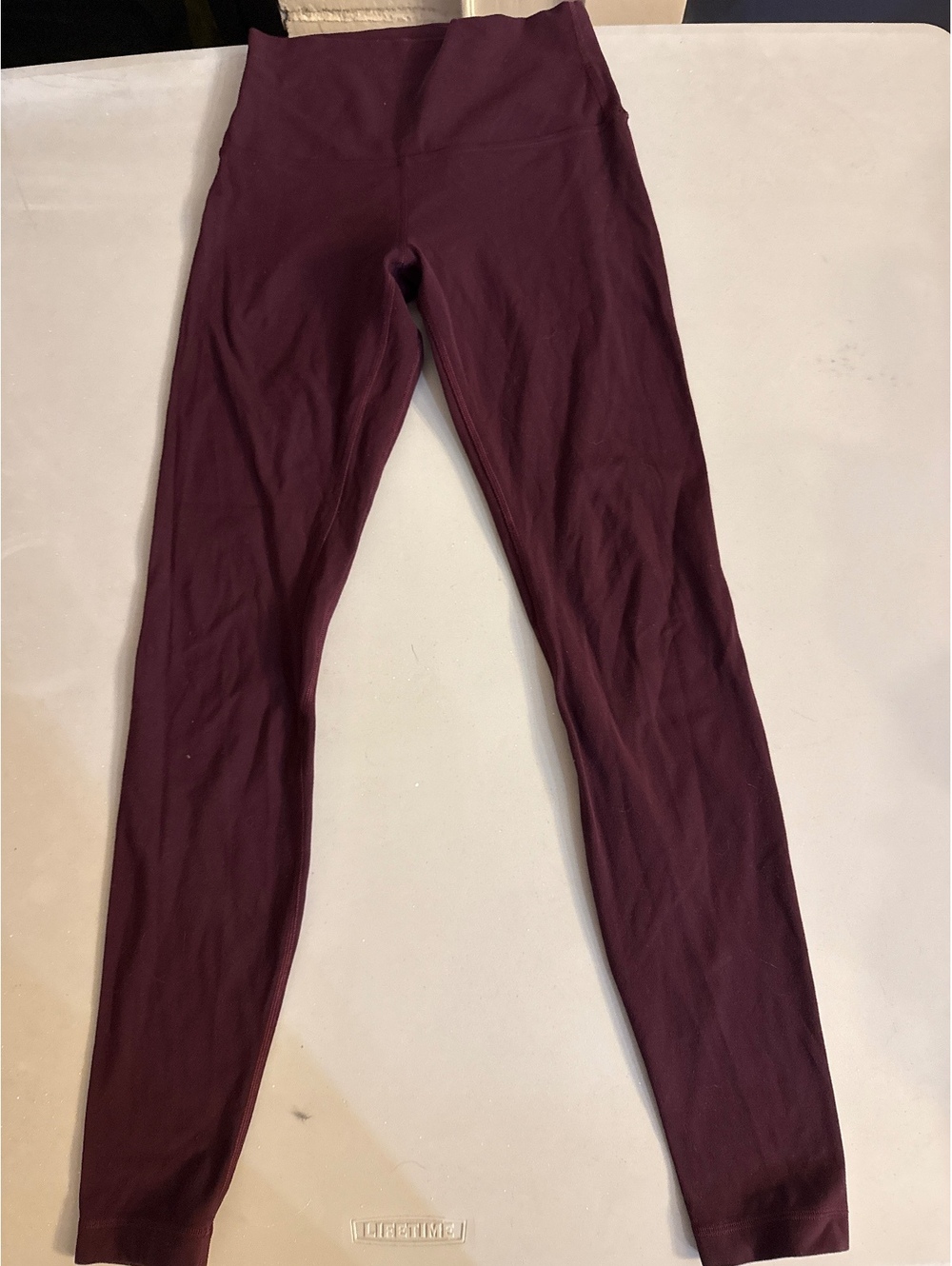 Lululemon maroon women’s leggings size 4